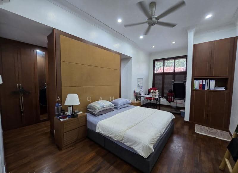 2-storey Terraced House for Sale in Bukit Jelutong (Shah Alam) - Afiqah zaidi - Bedroom - PropertyGuru.com.my