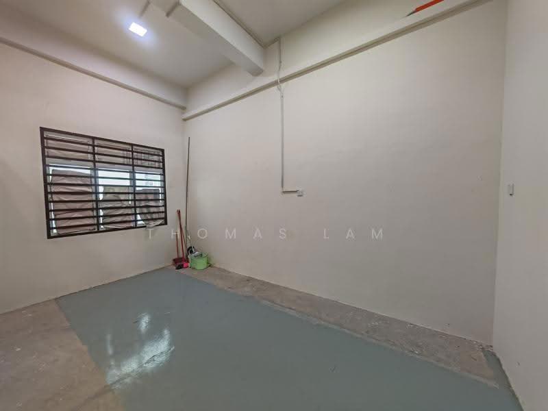 Shop for Sale in Taman Kota Syahbandar (Melaka City) - Thomas Lam - Interior - PropertyGuru.com.my