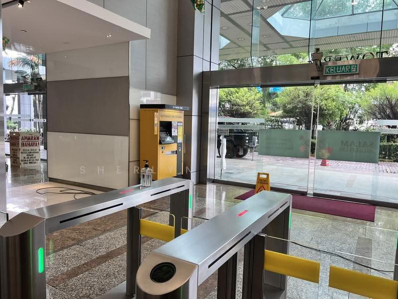 Office for Sale in Petaling Jaya (Selangor) - Sherlyn Chung - Entrance - PropertyGuru.com.my