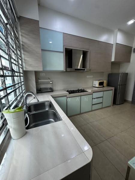 2-storey Terraced House for Rent in Austin (Johor Bahru) - Jun Wang - Kitchen - PropertyGuru.com.my