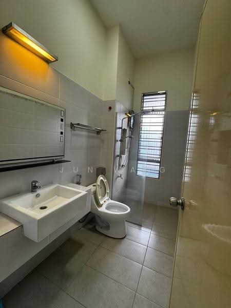 2-storey Terraced House for Rent in Austin (Johor Bahru) - Jun Wang - Bathroom - PropertyGuru.com.my