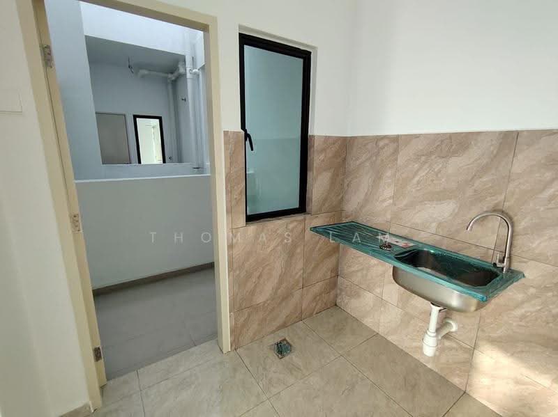 Service Residence for Sale at PANGSAPURI GADONG HARMONI @ AMBIENCE RESIDENCE - Thomas Lam - Interior - PropertyGuru.com.my