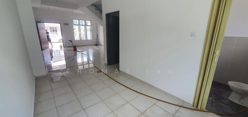 1-storey Terraced House for Sale in Taman Belatuk Mas (Durian Tunggal) - Thomas Lam - Interior - PropertyGuru.com.my