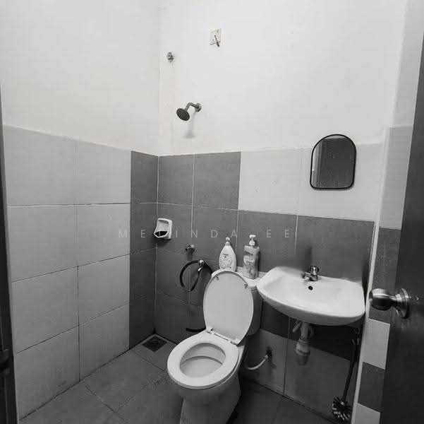 Shop / Office for Sale in Taman Johor Jaya (Johor Bahru) - Melinda Ee - Bathroom - PropertyGuru.com.my
