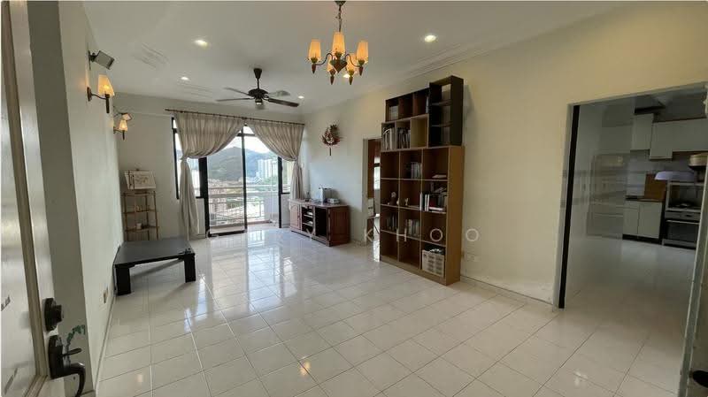 Kondominium untuk Dijual di Parkview Towers - Gary Khoo - Living Room - PropertyGuru.com.my