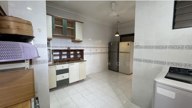 Kondominium untuk Dijual di Parkview Towers - Gary Khoo - Kitchen - PropertyGuru.com.my