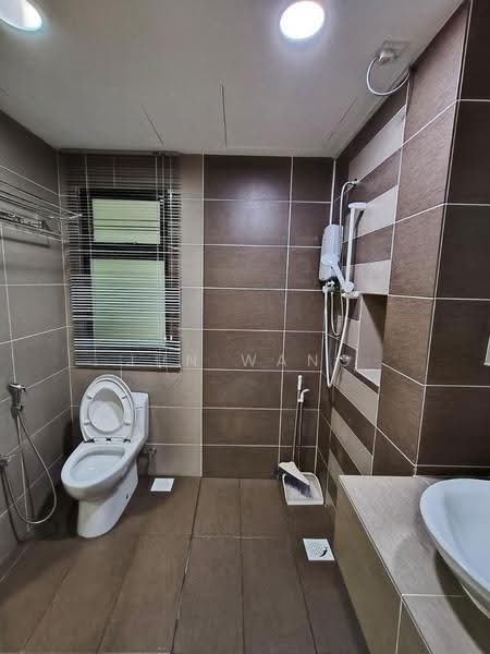 Kediaman Servis untuk Disewa di G Residence - Jun Wang - Bathroom - PropertyGuru.com.my