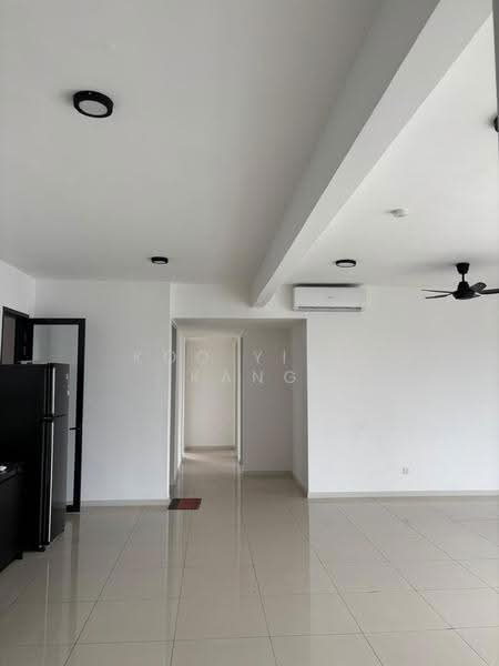 Kediaman Servis untuk Dijual di Sunway Serene - Koo Ying Kang - Living Room - PropertyGuru.com.my