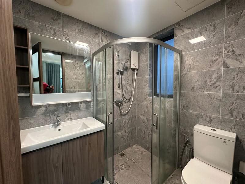 Rumah Kluster untuk Disewa di Forest City (Gelang Patah) - Cherry Tan - Bathroom - PropertyGuru.com.my