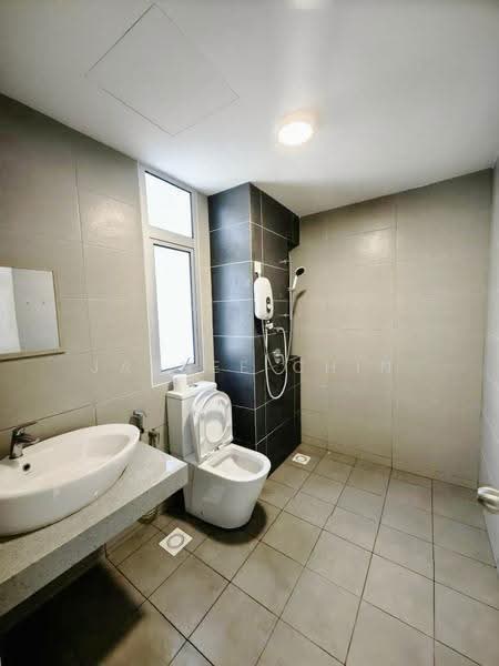 Kediaman Servis untuk Disewa di MIRAI Residences - Jaynee Chin - Bathroom - PropertyGuru.com.my