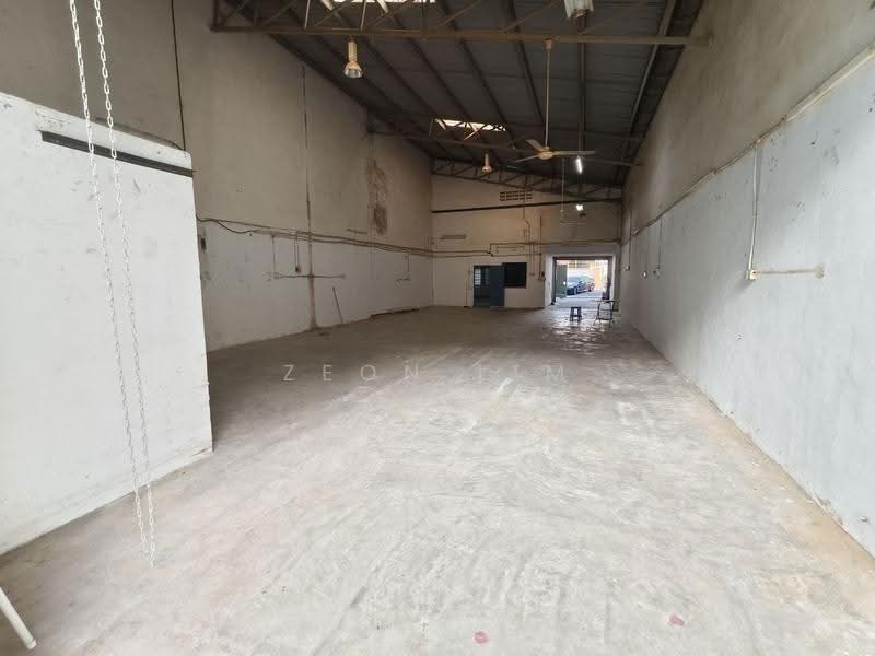 Gudang untuk Disewa di Taman Tan Sri Yaacob (Johor Bahru) - Zeon Lim - Interior - PropertyGuru.com.my