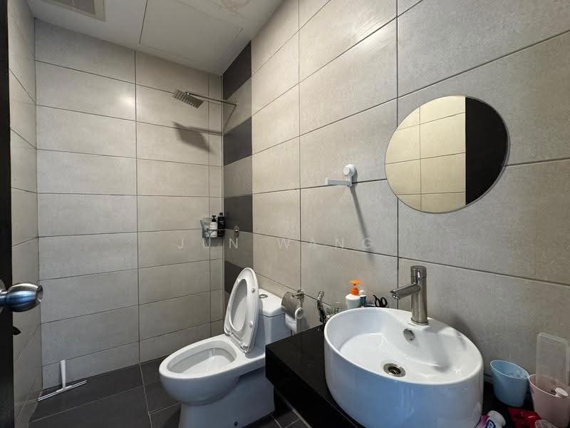 Kediaman Servis untuk Disewa di Molek Regency - Jun Wang - Bathroom - PropertyGuru.com.my
