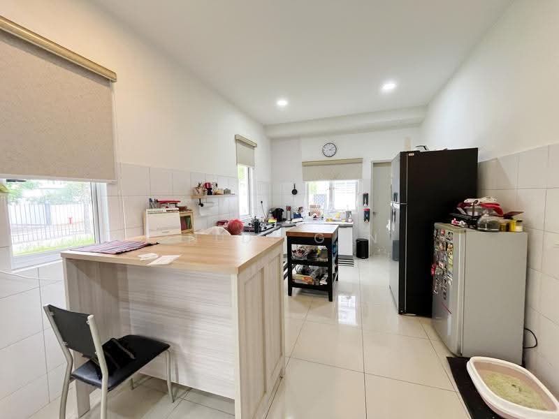 2-storey Terraced House for Sale in Bandar Rimbayu (Telok Panglima Garang) - Anddy Gan - Kitchen - PropertyGuru.com.my