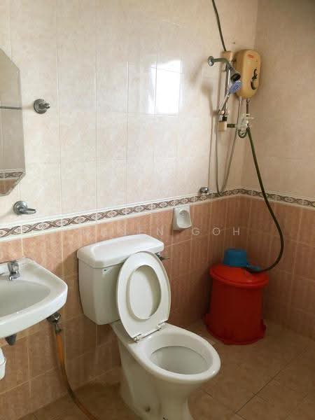 Apartment for Sale at Bistari Impian Apartment - Jensen Goh - Bathroom - PropertyGuru.com.my