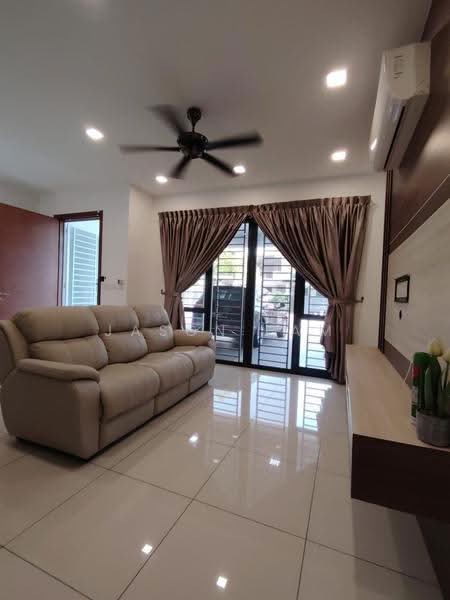 2-storey Terraced House for Rent in Horizon Hills (Iskandar Puteri (Nusajaya)) - Jason Fam - Living Room - PropertyGuru.com.my