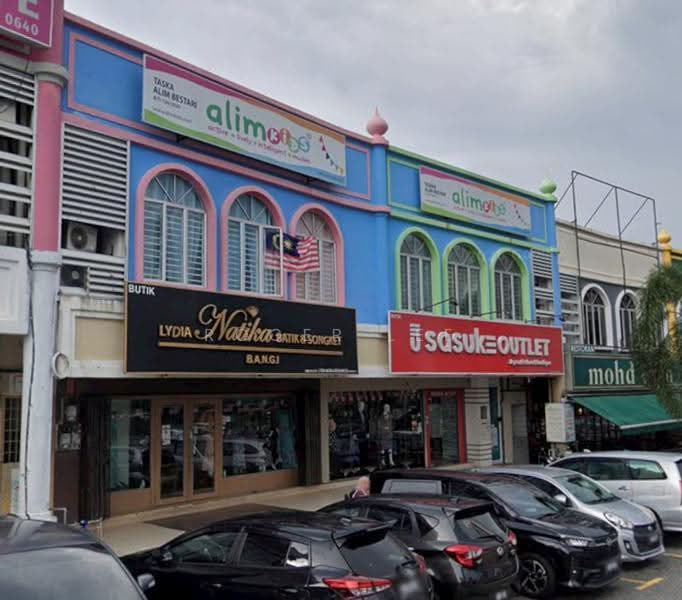 Shop for Sale in Seksyen 9 (Bangi) - Roger Lee - Exterior - PropertyGuru.com.my