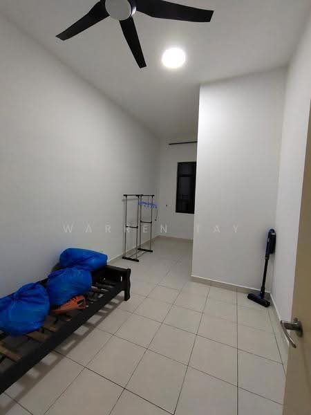 Rumah Teres untuk Disewa di Pasir Gudang (Johor) - Warren Tay - Bedroom - PropertyGuru.com.my
