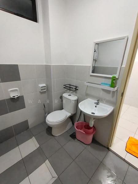 Rumah Teres untuk Disewa di Pasir Gudang (Johor) - Warren Tay - Bathroom - PropertyGuru.com.my