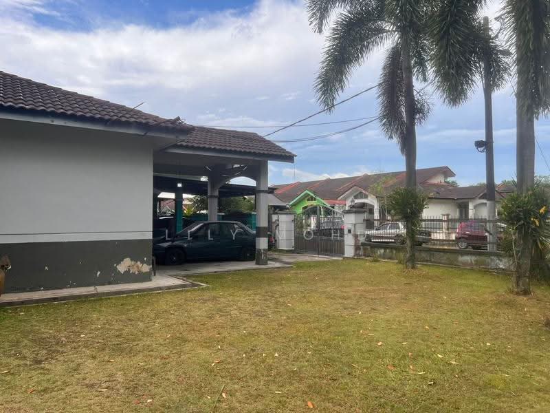 Terraced House for Sale in Johor Bahru (Johor) - Lily Mohd - Exterior - PropertyGuru.com.my
