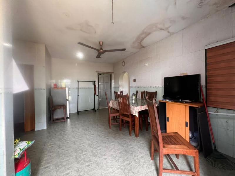 Terraced House for Sale in Johor Bahru (Johor) - Lily Mohd - Dining Room - PropertyGuru.com.my