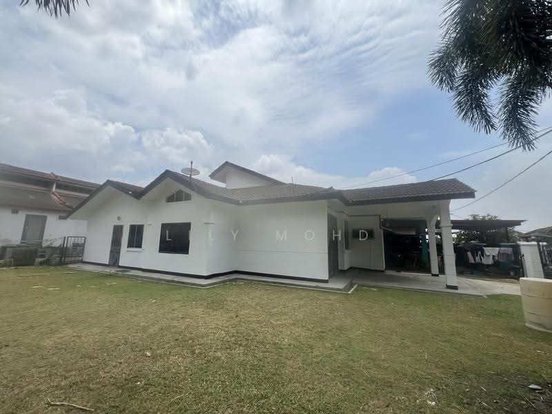 Terraced House for Sale in Johor Bahru (Johor) - Lily Mohd - Exterior - PropertyGuru.com.my