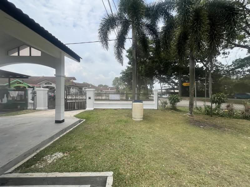 Terraced House for Sale in Johor Bahru (Johor) - Lily Mohd - Exterior - PropertyGuru.com.my