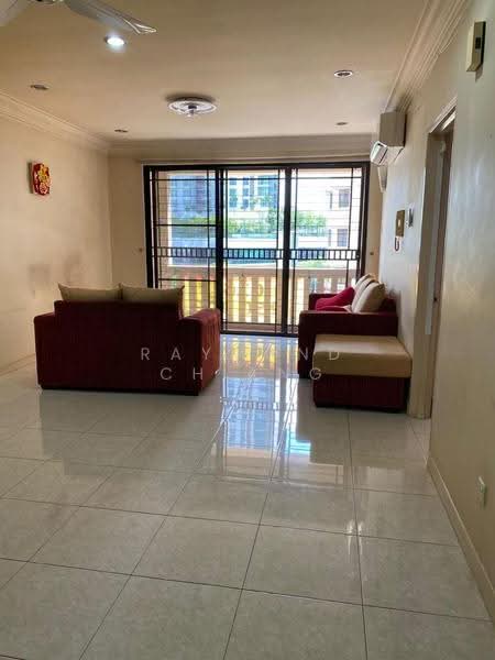 Kondominium untuk Dijual di Casa Tropicana - Raymond Chiang - Living Room - PropertyGuru.com.my