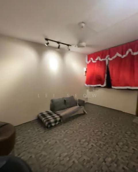 Flat for Rent at Taman Seri Damai - Lei Seow - Living Room - PropertyGuru.com.my