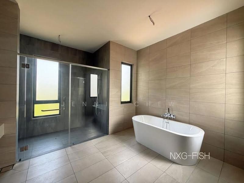 Bungalow House for Sale in Telok Panglima Garang (Selangor) - Jennie Chew - Bathroom - PropertyGuru.com.my