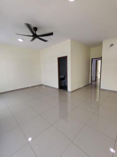 Rumah Teres untuk Disewa di Kota Masai (Pasir Gudang) - Elvis Sim - Living Room - PropertyGuru.com.my