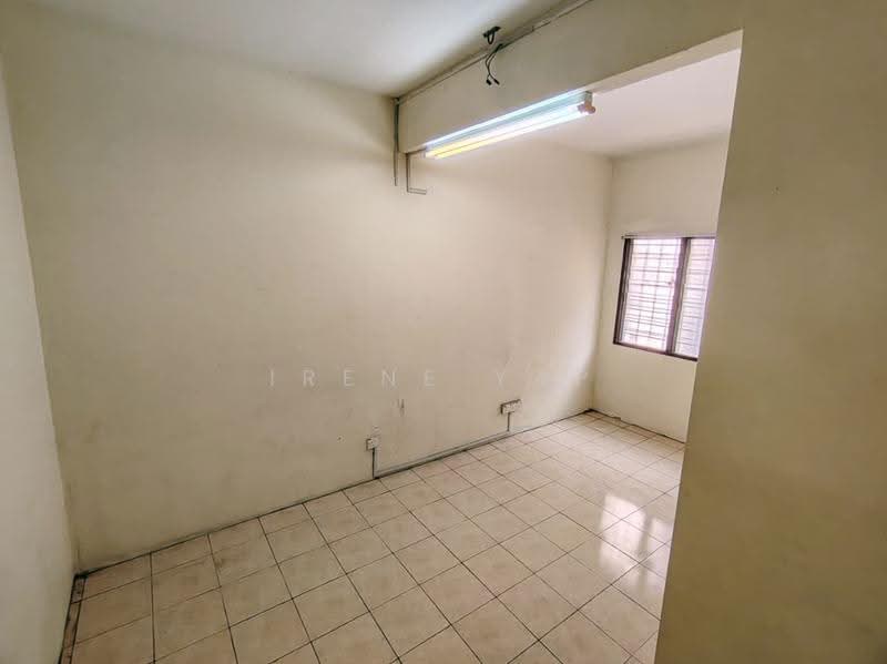 Terraced House for Rent in Taman Bukit Subang (Shah Alam) - Irene Yap - Interior - PropertyGuru.com.my