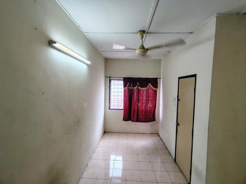 Terraced House for Rent in Taman Bukit Subang (Shah Alam) - Irene Yap - Interior - PropertyGuru.com.my