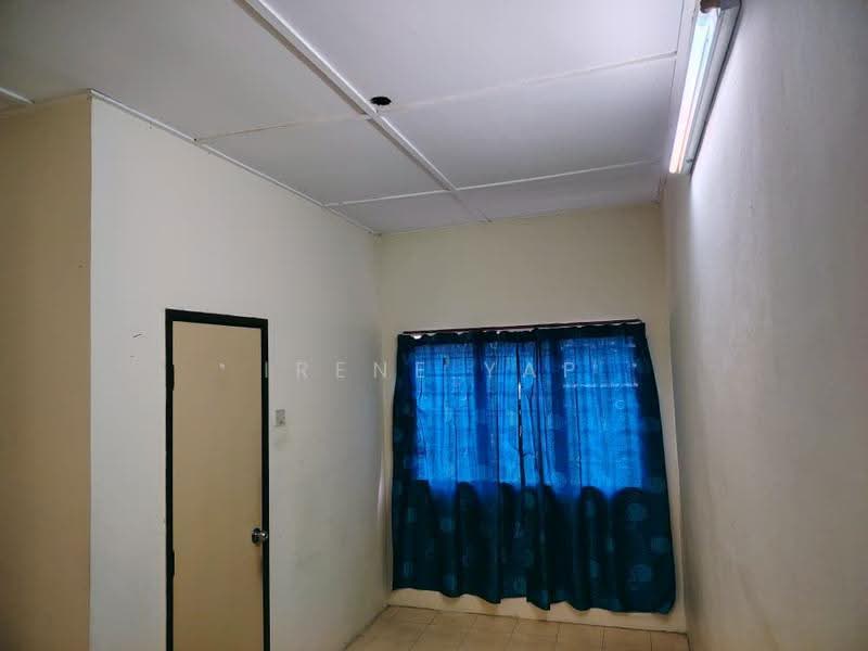 Terraced House for Rent in Taman Bukit Subang (Shah Alam) - Irene Yap - Interior - PropertyGuru.com.my