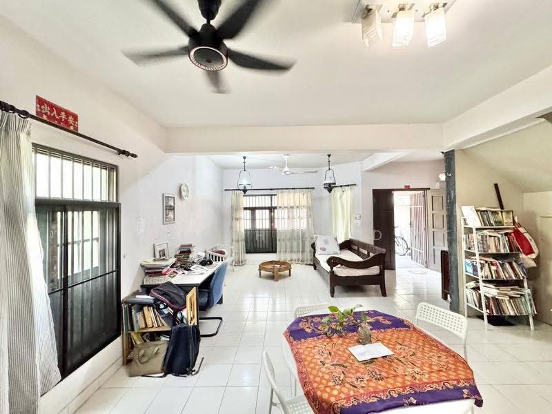 Rumah Teres 2-Tingkat untuk Dijual di Seksyen 5 (Kota Damansara) - Afiqah zaidi - Living Room - PropertyGuru.com.my