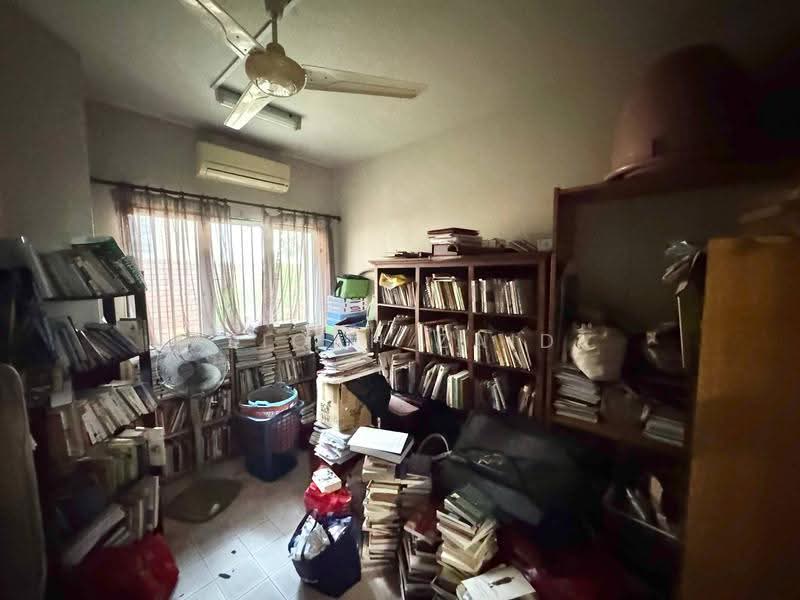 Rumah Teres 2-Tingkat untuk Dijual di Seksyen 5 (Kota Damansara) - Afiqah zaidi - Study - PropertyGuru.com.my