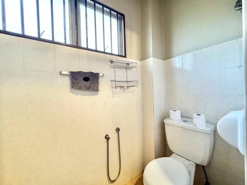 Rumah Teres 2-Tingkat untuk Dijual di Seksyen 5 (Kota Damansara) - Afiqah zaidi - Bathroom - PropertyGuru.com.my