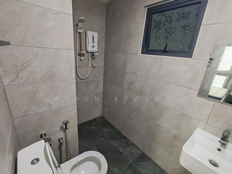 Kediaman Servis untuk Disewa di Tulip Residence - Nazrin Affendy - Bathroom - PropertyGuru.com.my