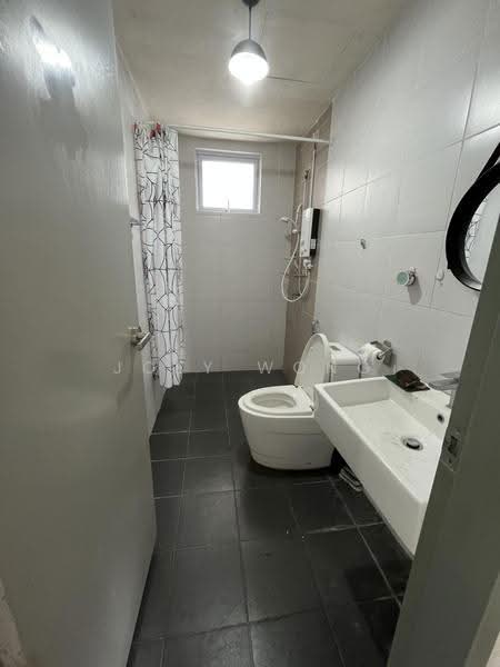 Kondominium untuk Disewa di Aurora Residence @ Lake Side City - Joey Wong - Bathroom - PropertyGuru.com.my