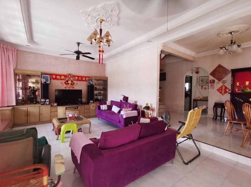 2-storey Terraced House for Sale in Taman Rasi Jaya (Menglembu) - Ck Max - Living Room - PropertyGuru.com.my