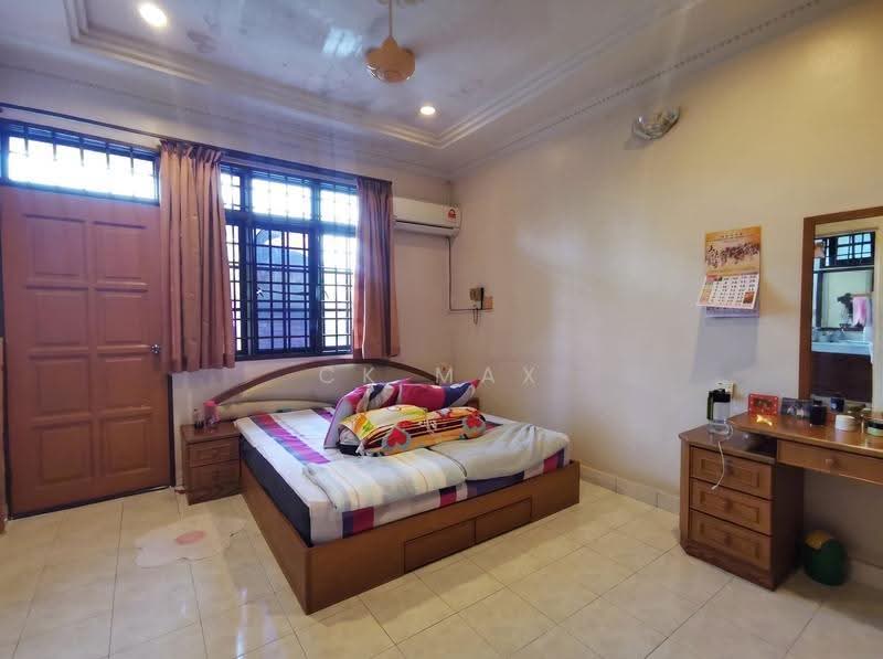 2-storey Terraced House for Sale in Taman Rasi Jaya (Menglembu) - Ck Max - PropertyGuru.com.my