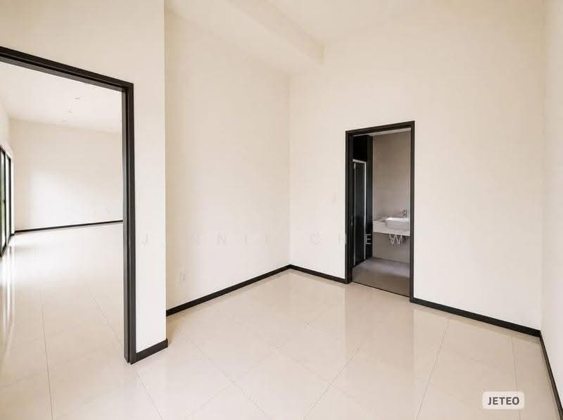 Semi-Detached House for Sale in Telok Panglima Garang (Selangor) - Jennie Chew - Interior - PropertyGuru.com.my