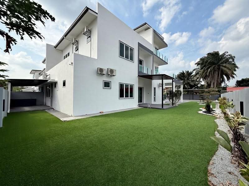 Semi-Detached House for Sale in Tiger Lane (Ipoh) - Ck Max - PropertyGuru.com.my