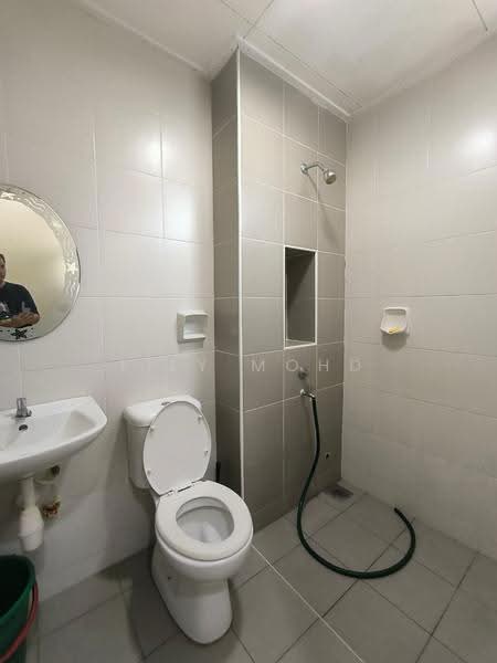 2-storey Terraced House for Rent in Bandar Dato Onn (Tebrau) - Lily Mohd - Bathroom - PropertyGuru.com.my
