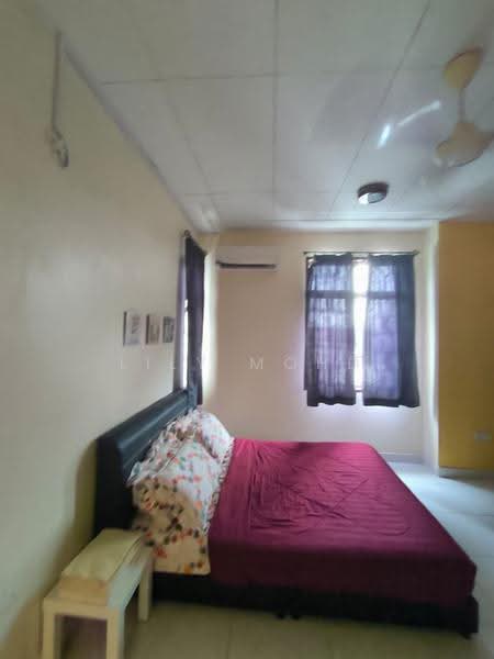 2-storey Terraced House for Rent in Bandar Dato Onn (Tebrau) - Lily Mohd - Bedroom - PropertyGuru.com.my
