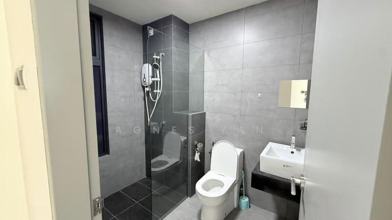 Service Residence for Rent at The Era @ Duta North - Agnes Yan - Bathroom - PropertyGuru.com.my