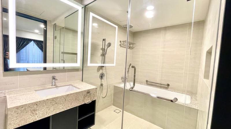 Service Residence for Rent at Star Residences Three - Tim Siow - Bathroom - PropertyGuru.com.my