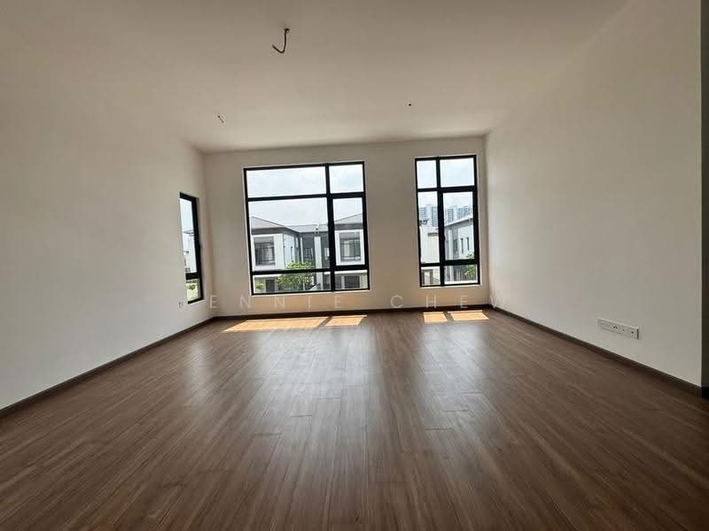 Bungalow House for Sale in Telok Panglima Garang (Selangor) - Jennie Chew - Living Room - PropertyGuru.com.my