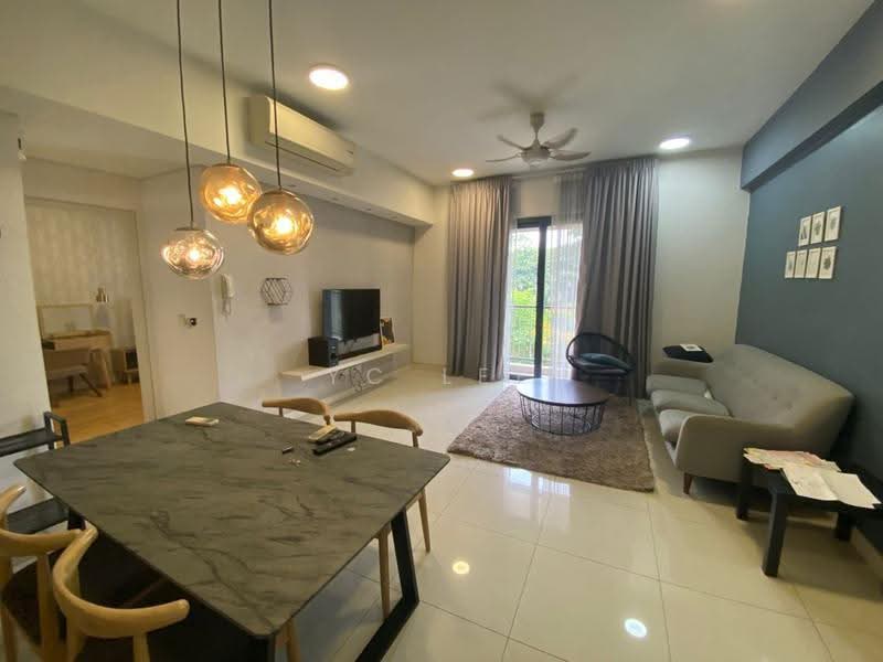 Kediaman Servis untuk Disewa di Radia Residences - YC Lee - Living Room - PropertyGuru.com.my