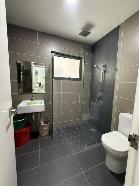Kondominium untuk Dijual di Urbana Residences - Joey Wong - Bathroom - PropertyGuru.com.my
