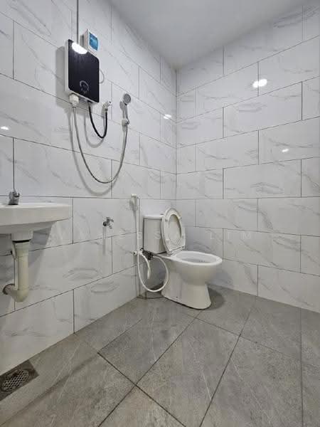 Rumah Teres 2-Tingkat untuk Dijual di Taman Desa Jaya (Johor Bahru) - Vanessa Lim - Bathroom - PropertyGuru.com.my
